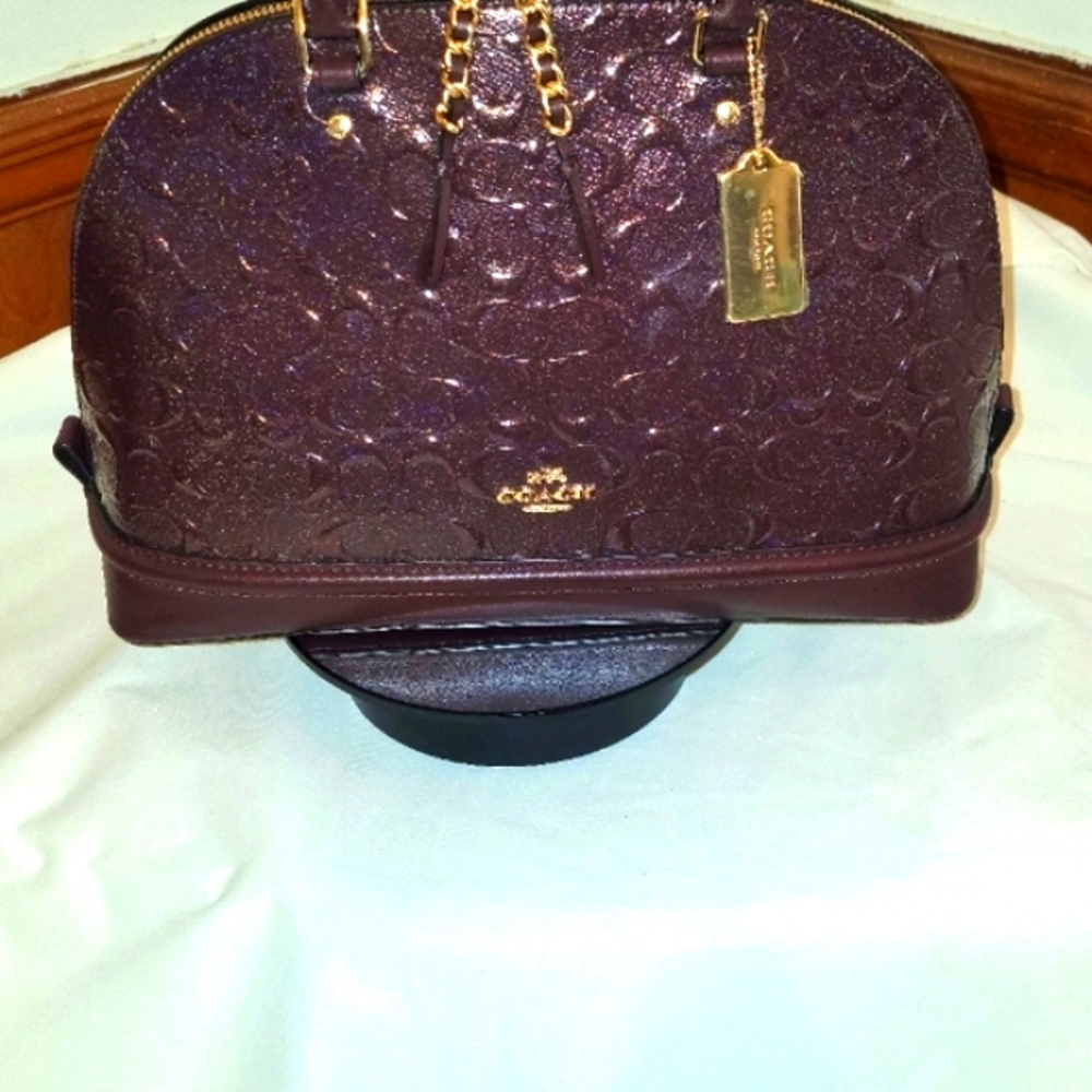 💖 Authenic Coach Purple Embossed Leather Bag W/ Brown Trim & Leather Wallet ✨️